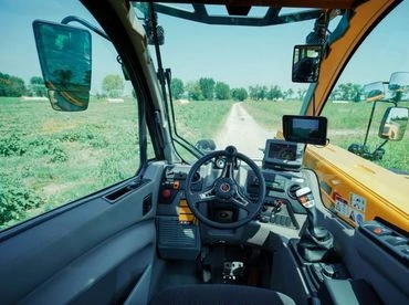 Dieci Agri Max GD robosztus, nagy emelőképességű, vario rendszerrel is teleszkópos rakodó 5