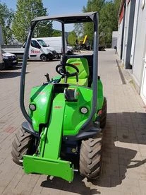 Avant 225 50 l/perc - külső hidraulika!!! univerzális minirakodó 13