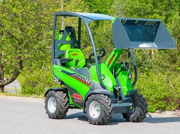 Avant 225 50 l/perc - külső hidraulika!!! univerzális minirakodó 4