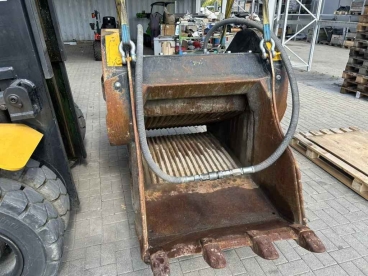 BF90.3 Pofás törőkanál szemből