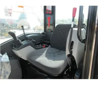 SANY SY50U 5 tonnás gumiláncos kotrógép 4