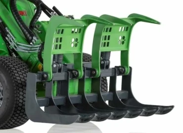 Avant tuskórakodó kanál 100cm és 130cm széles faipari, kertészeti és hulladékkezelési alkalmazásra