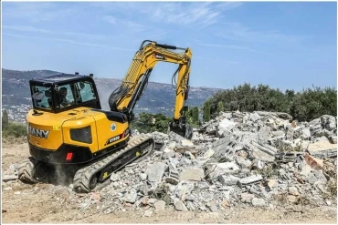 Sany SY80U 8,8 tonnás lánctalpas kotrógép 3