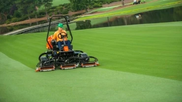 Jacobsen SLF530 golfpálya