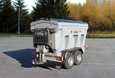 Hilltip vontatható sószóró pick up
