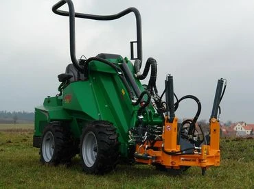 Optimal 350 homlokrakodóhoz, minikotróhoz fakiemelő adapter